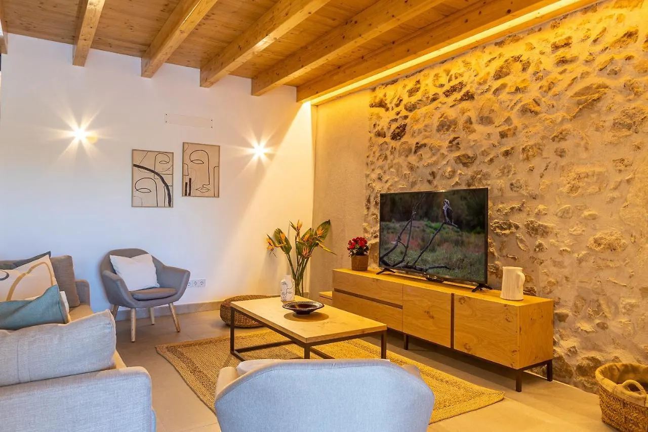 Holiday home Townhouse Bonany By Homevillas360 Vilafranca De Bonany