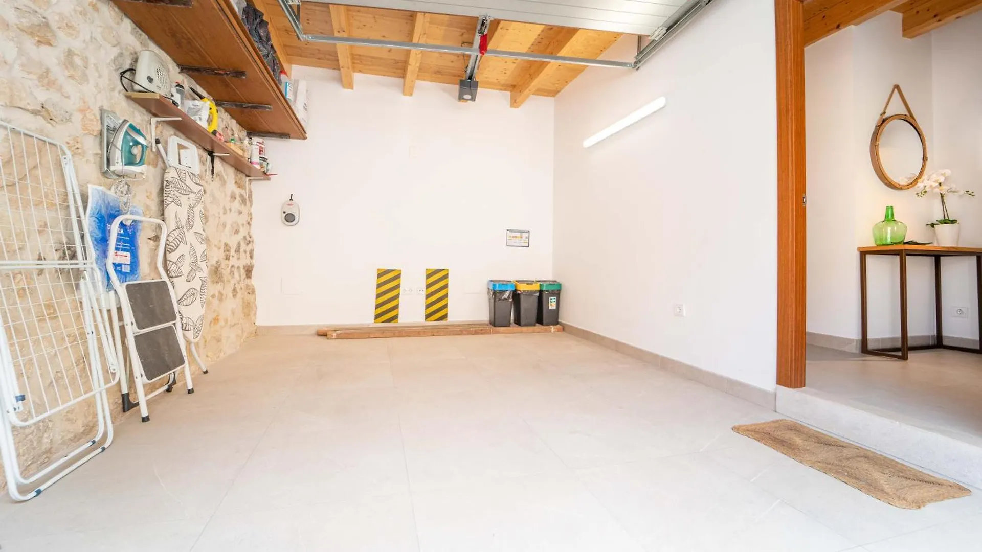 Holiday home Townhouse Bonany By Homevillas360 Vilafranca De Bonany